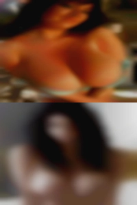 I'm a wife and a horny girls mother.