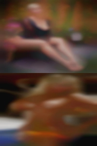 Tanned nude woman 6.5